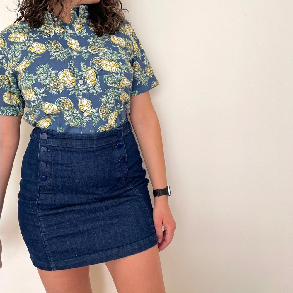 Cute Pineapple Button Down 🍍